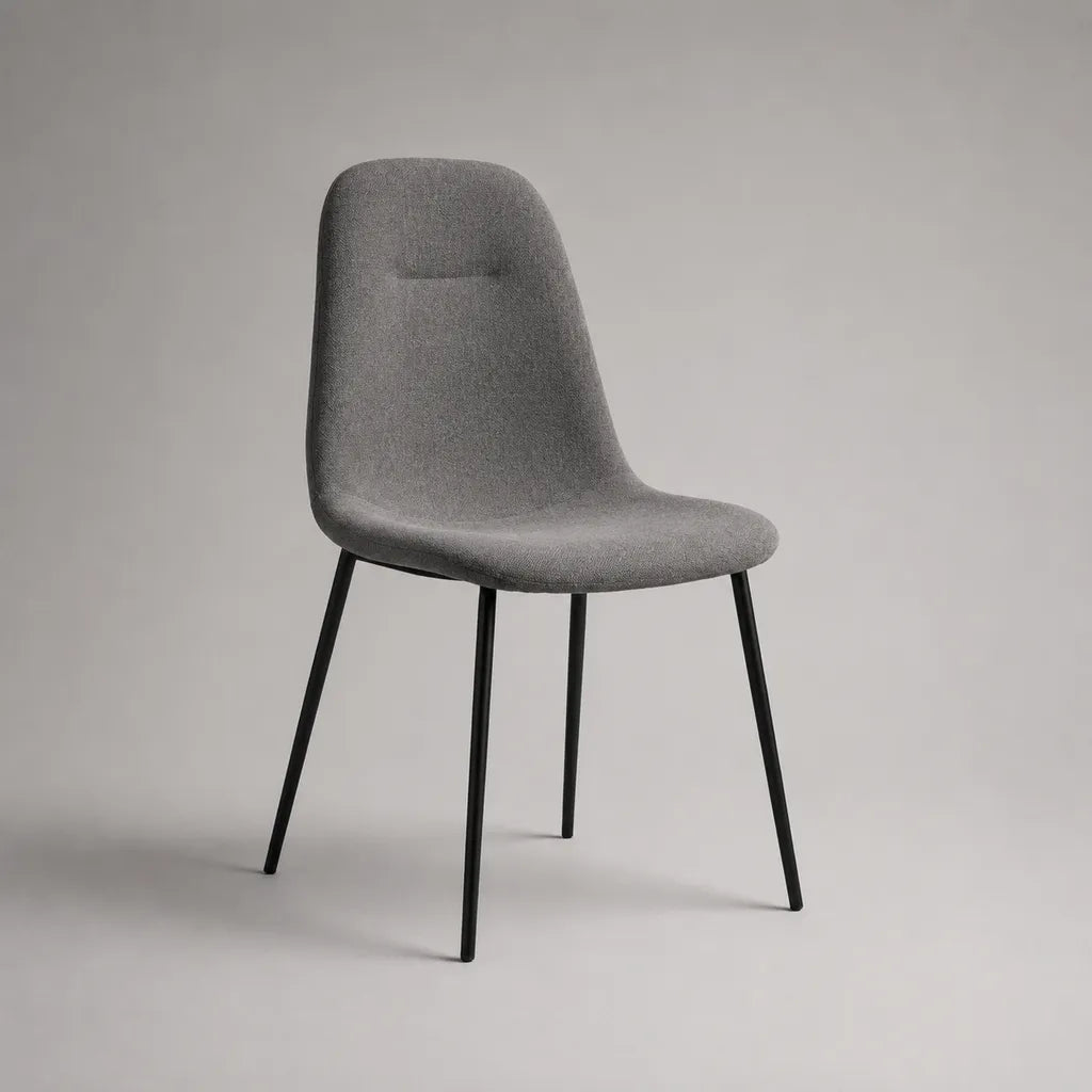 Sedia da pranzo imbottita in poliestere grigio con gambe in acciaio nero, 49 × 55 × 84 cm